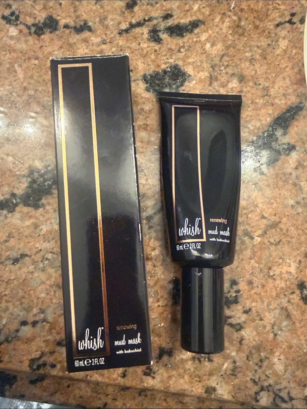 whish Renewing Mud Masque - Black & Gold Accents